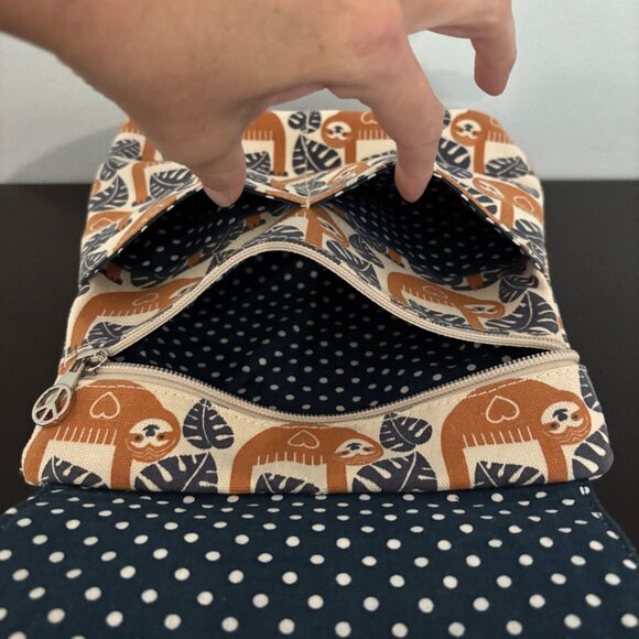 Bungalow 360 Orange & Blue Sloth Small Canvas Messenger Bag - Picture 12 of 13